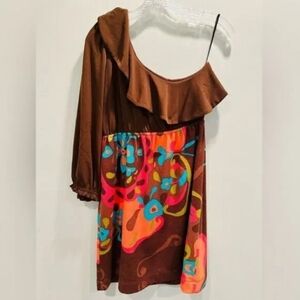 One shoulder mini skirt
